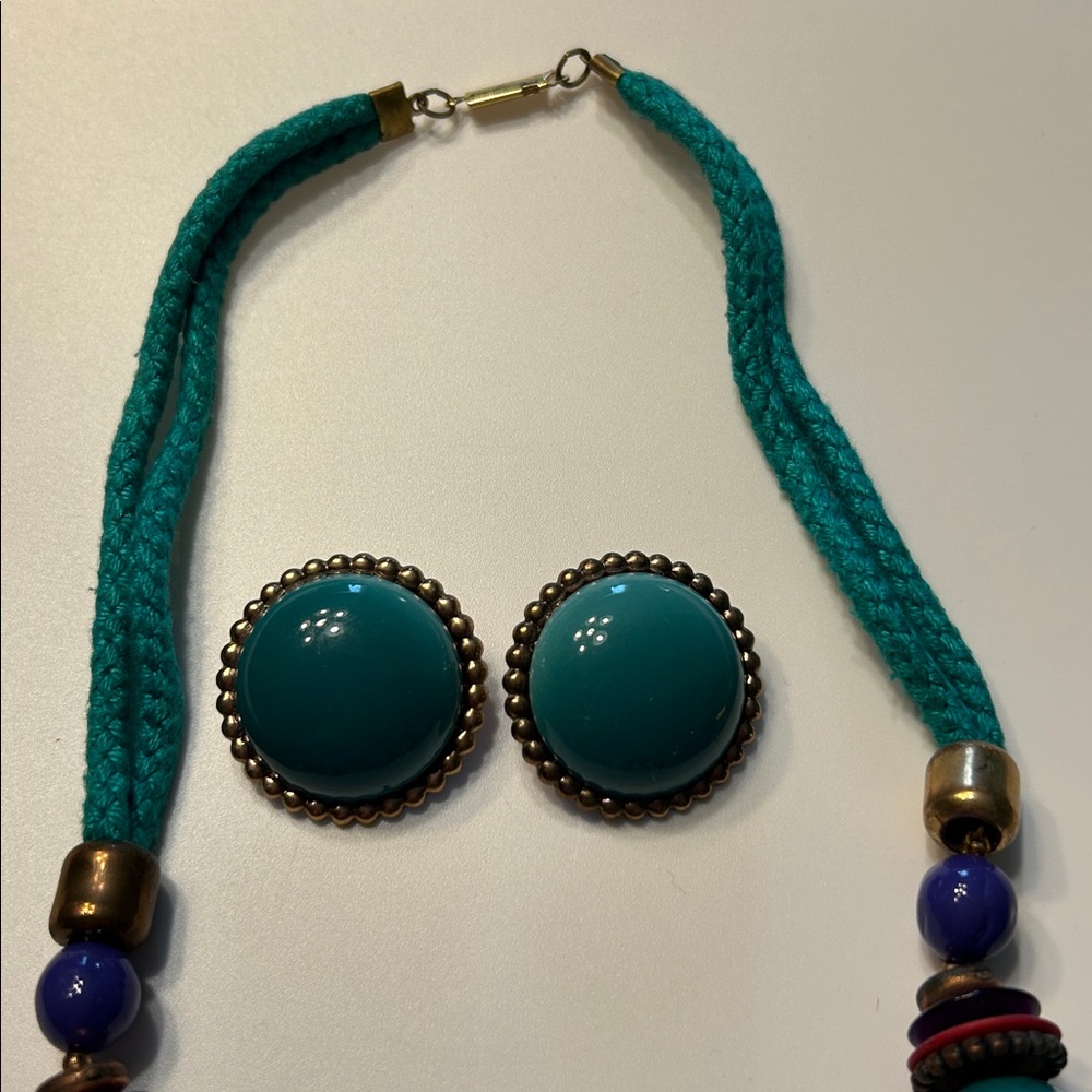 Glazed Ceramic Beads on Knotted Cord Necklace and Matching Earrings Vintage - Picture 3 of 4